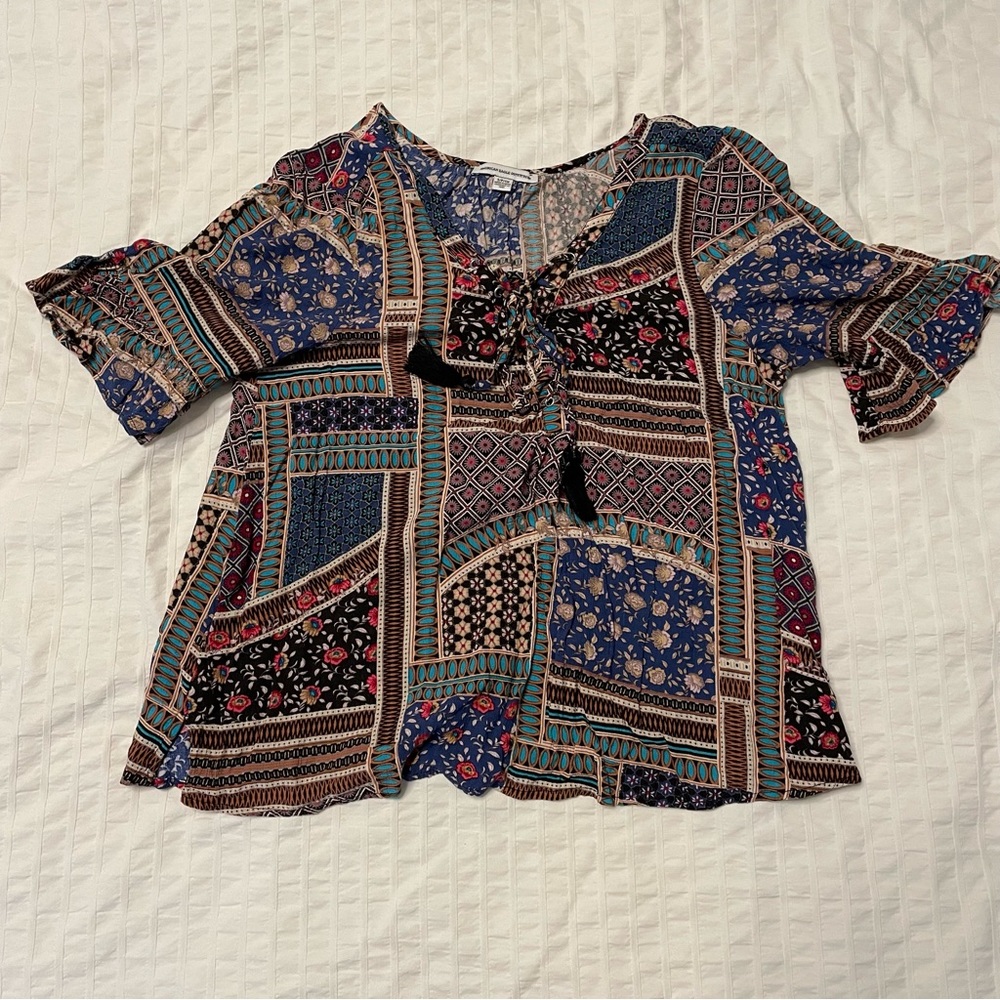 American Eagle short sleeve ladies shirt Small